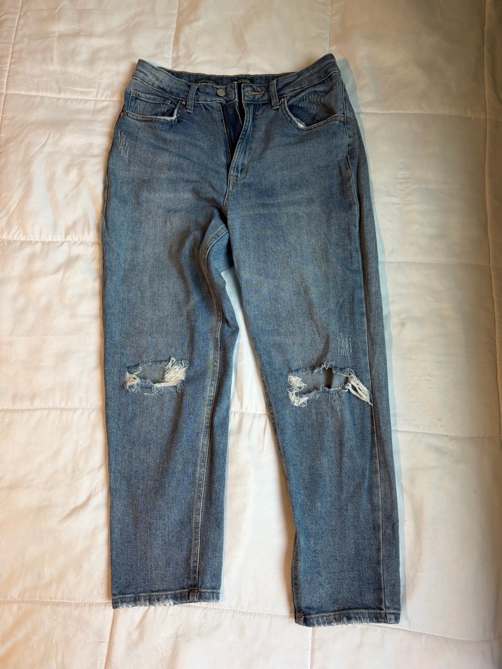 Wild Fable Women’s Classic High-Rise Distressed Jeans - Light Blue